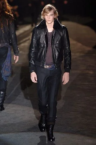 Look 25